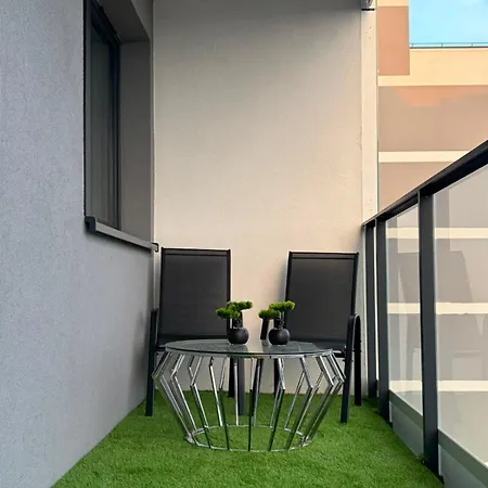 Apartment Lazurowe Wybrzeze Langiewicza 37, Centrum Rzeszów